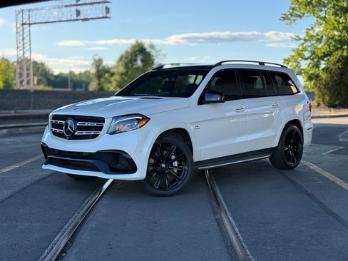 Used 2018 Mercedes-Benz GLS 63 AMG 4MATIC image 8