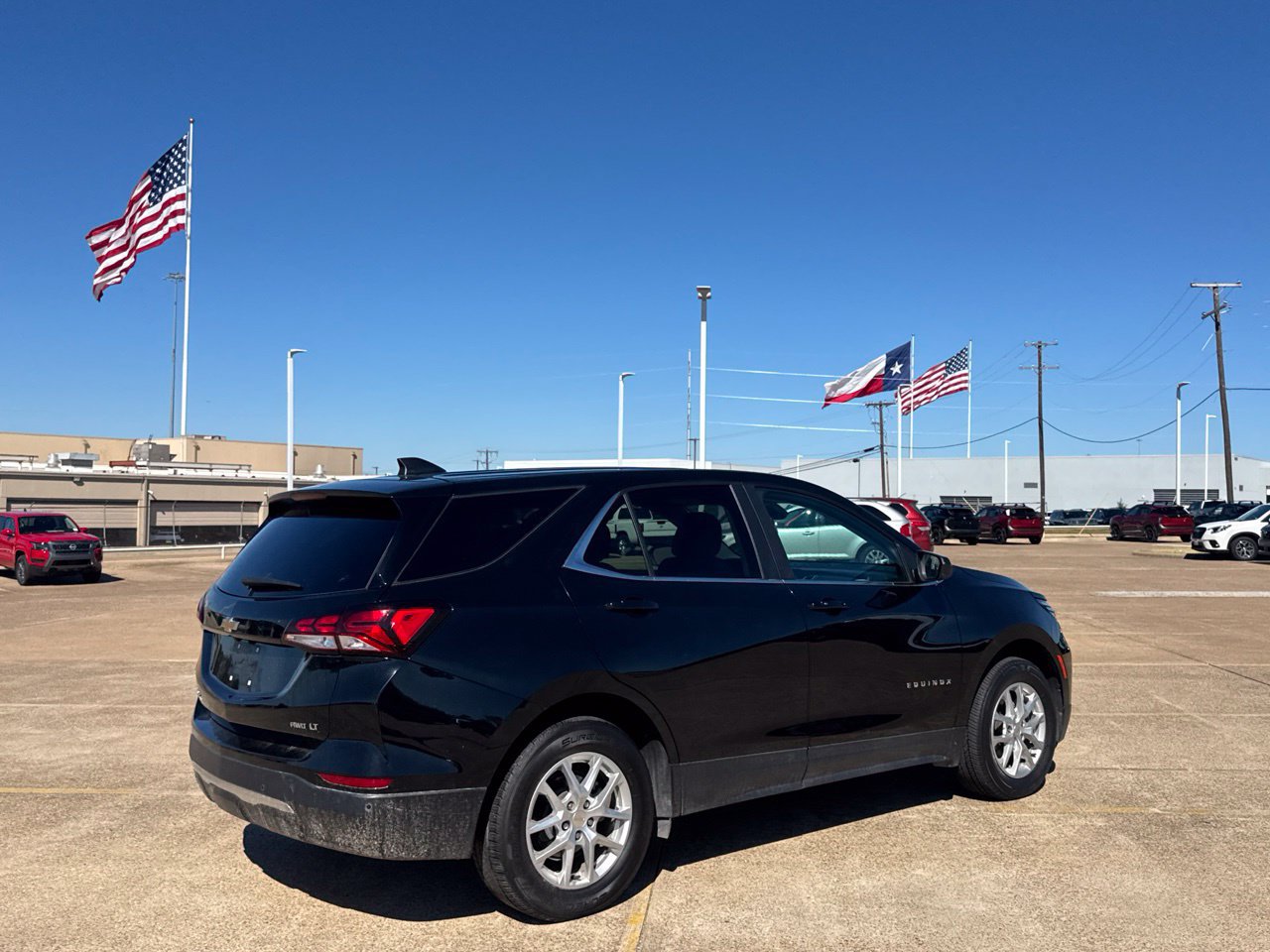 Used 2024 Chevrolet Equinox LT AWD/4WD image 23