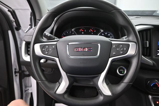 Used 2024 GMC Terrain SLE w/ Driver Convenience Package FWD image 25