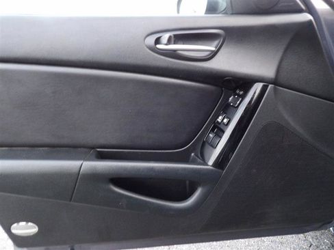 Used 2007 MAZDA RX-8 Grand Touring w/ Rotary Accent Pkg image 23