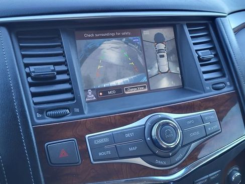 Used 2016 INFINITI QX80 4WD w/ Deluxe Technology Package image 24