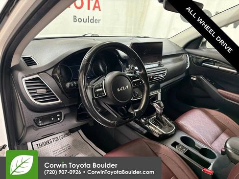 Used 2022 Kia Seltos SX AWD/4WD image 25