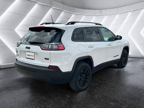 Used 2023 Jeep Cherokee Altitude Lux image 4