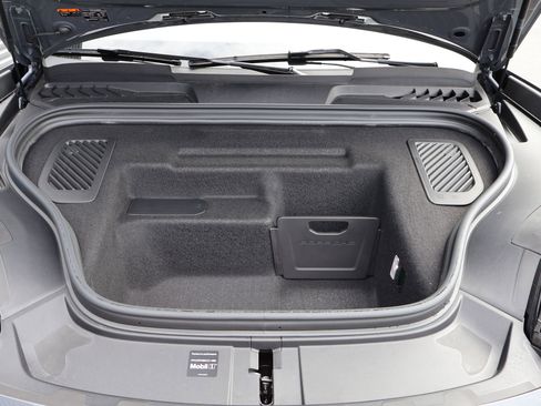 New 2026 Porsche Macan 4S Electric AWD/4WD image 27