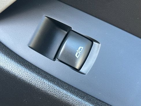 Used 2021 Chevrolet Camaro SS RWD image 22
