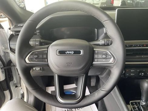Used 2026 Jeep Compass Limited w/ Sun, Sound & Navigation Group AWD/4WD image 16