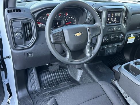 New 2026 Chevrolet Silverado 1500 W/T image 10