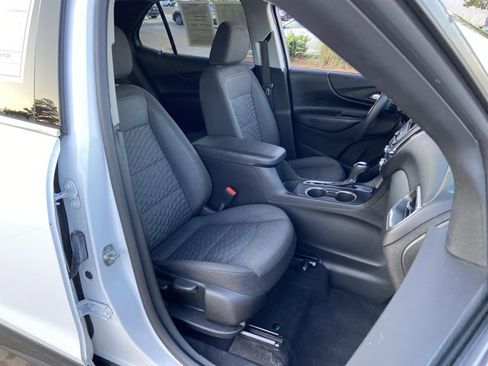 Used 2020 Chevrolet Equinox LT FWD image 20