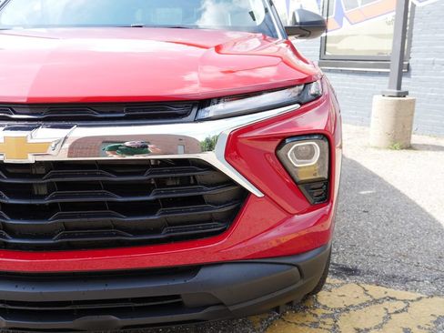 New 2026 Chevrolet TrailBlazer LS w/ LS Convenience Package FWD image 3