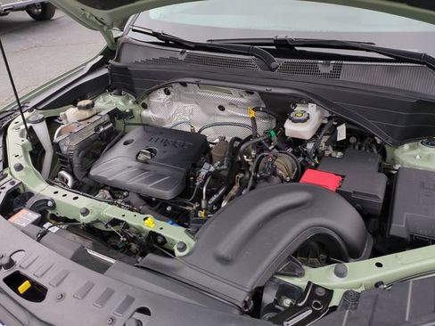 Used 2025 Chevrolet TrailBlazer LT w/ Convenience Package image 24