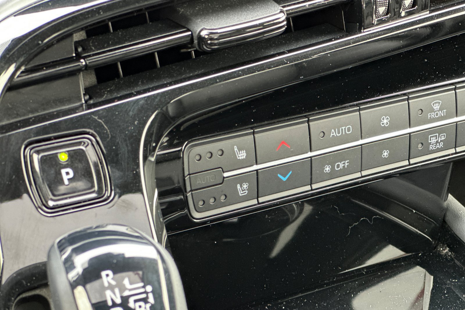 Used 2021 Toyota Mirai RWD image 29