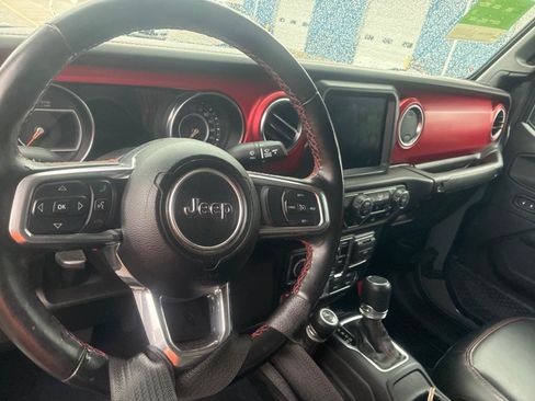 Used 2023 Jeep Gladiator Rubicon w/ LED Lighting Group AWD/4WD image 11