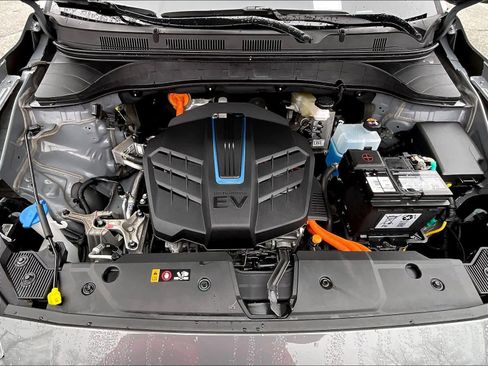 Used 2023 Hyundai Kona SEL image 29