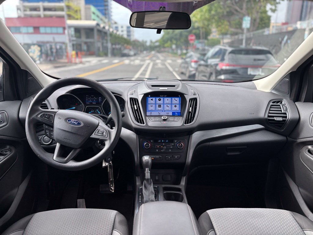 Used 2017 Ford Escape SE w/ Equipment Group 201A FWD image 12