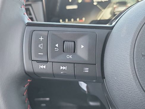 New 2026 Nissan Kicks SR FWD image 5