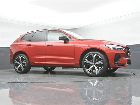 Used 2023 Volvo XC60 B5 Ultimate w/ Climate Package image 36