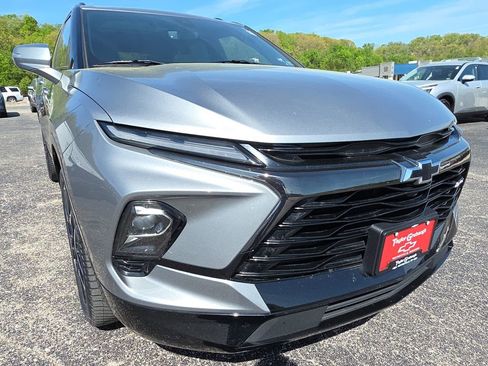 Used 2023 Chevrolet Blazer RS w/ Driver Confidence II Package AWD/4WD image 11