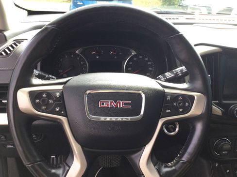 Used 2018 GMC Terrain Denali w/ Advanced Safety Package image 16