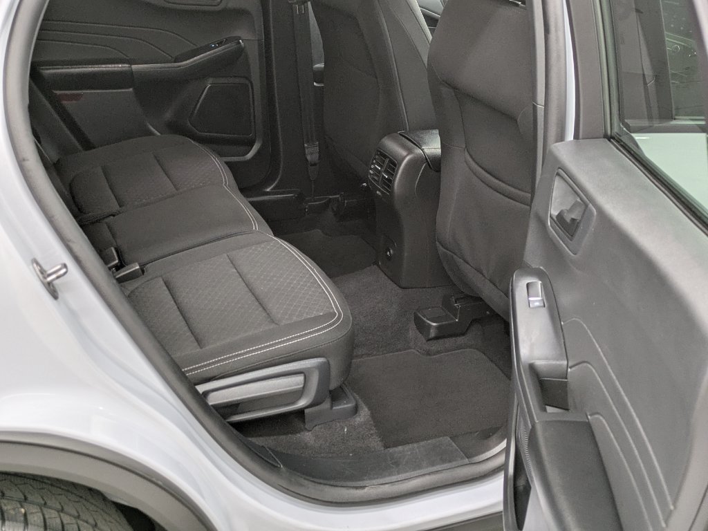 Used 2025 Ford Escape Active AWD/4WD image 26