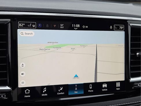 New 2026 Chrysler Pacifica Limited w/ Uconnect Theater Family Group image 18