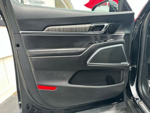 Used 2024 Kia Telluride SX AWD/4WD image 21