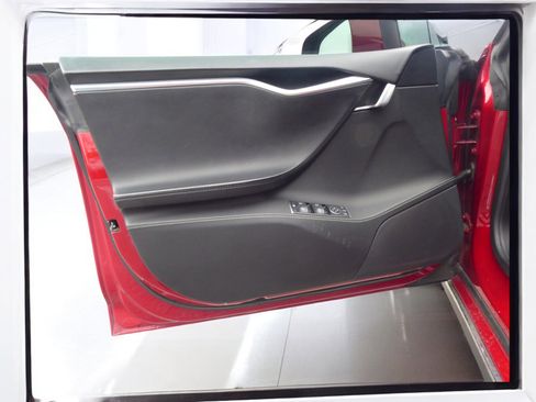 Used 2014 Tesla Model S P85D image 22