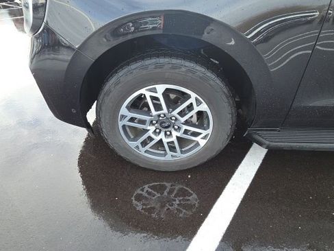 Used 2025 Ford Expedition Max Active image 18