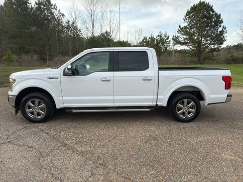 Used 2020 Ford F150 Lariat image 5