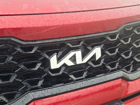 Used 2023 Kia Sorento S w/ Panoramic Sunroof Package image 10