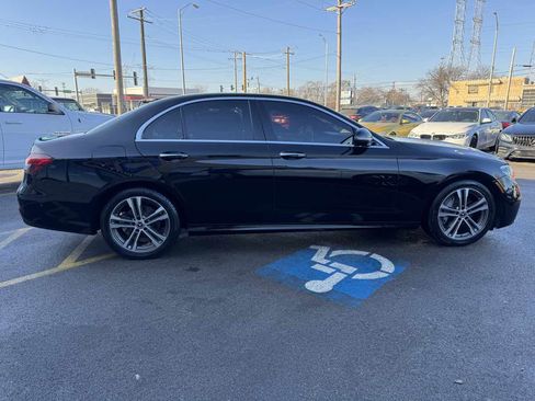 Used 2021 Mercedes-Benz E 350 4MATIC Sedan image 4