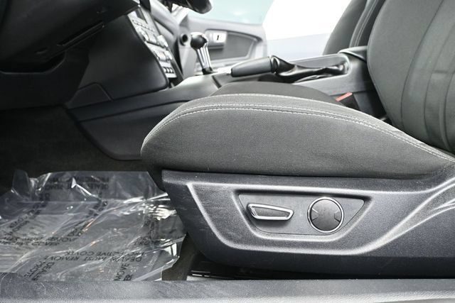 Used 2018 Ford Mustang GT RWD image 16