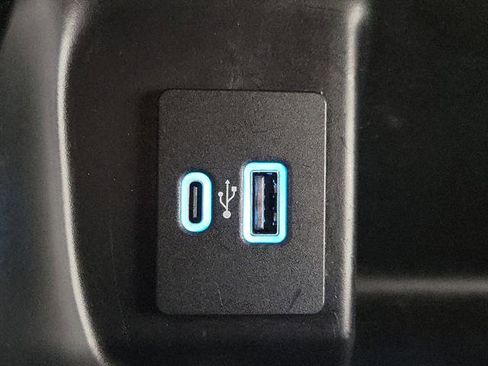 Used 2024 Ford F150 XLT w/ Mobile Office Package image 34