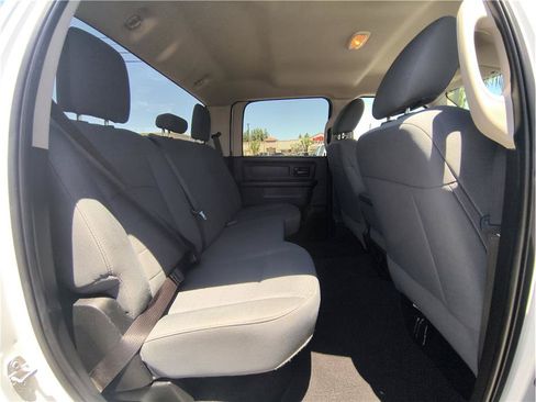 Used 2018 RAM 2500 Tradesman w/ Chrome Appearance Group AWD/4WD image 14