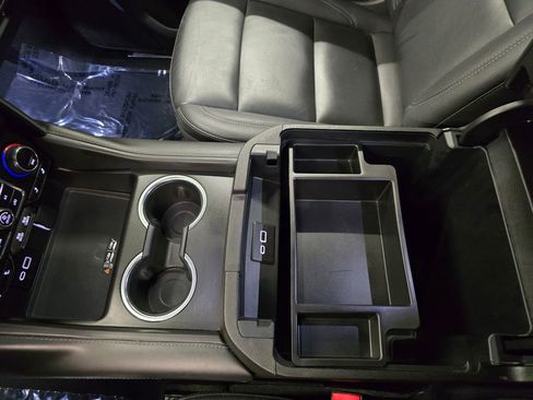 Used 2023 Chevrolet Suburban LT image 26