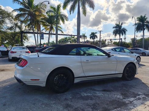 Used 2022 Ford Mustang Premium RWD image 15