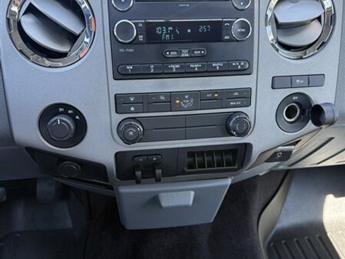 Used 2014 Ford F250 XLT AWD/4WD image 12