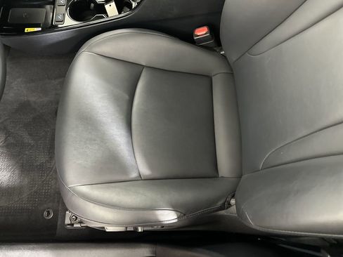 Used 2021 Toyota Prius image 23