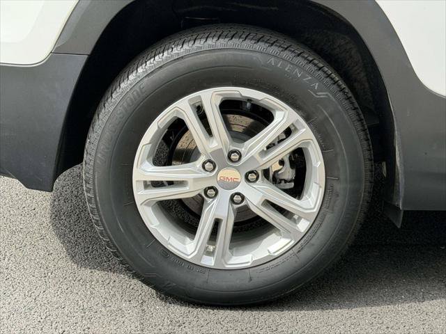 Used 2023 GMC Terrain SLE w/ Driver Convenience Package AWD/4WD image 8