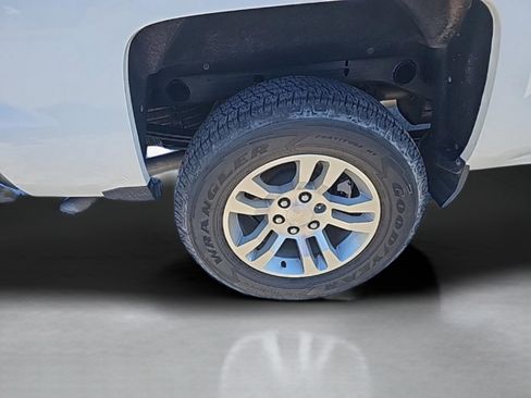 Used 2019 Chevrolet Silverado 1500 LT w/ All Star Edition image 15