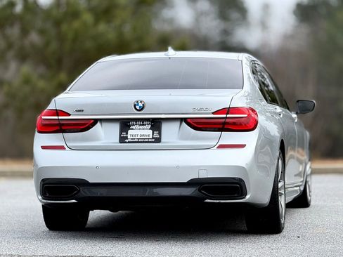 Used 2018 BMW 750i xDrive image 6