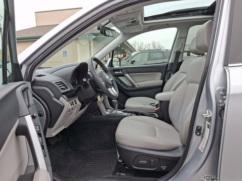 Used 2018 Subaru Forester 2.5i Limited w/ Popular Package #2 image 13