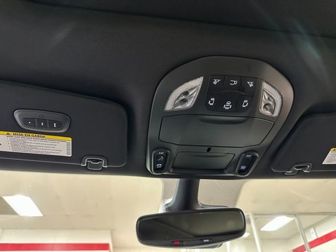 New 2026 Chrysler Pacifica Select image 35