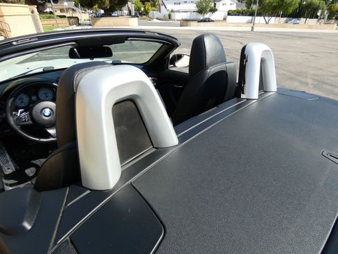 Used 2015 BMW Z4 sDrive35is image 27