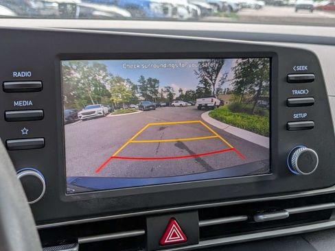Used 2021 Hyundai Elantra SEL FWD image 23