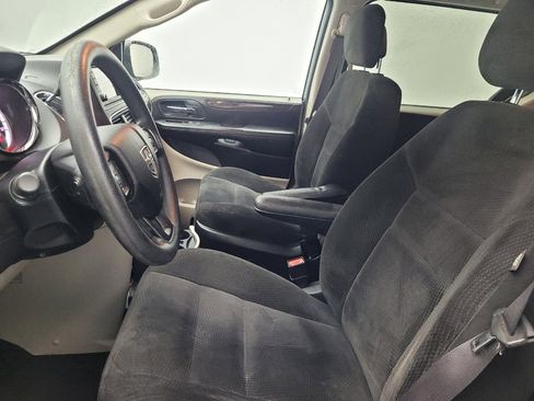 Used 2017 Dodge Grand Caravan SE w/ Power Window Group FWD image 17