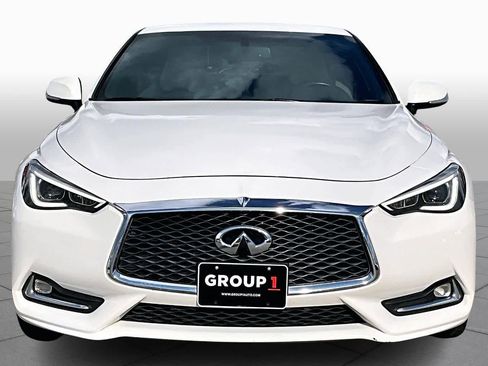 Used 2018 INFINITI Q60 3.0t Luxe w/ Sensory Package 3.0T Luxe image 3