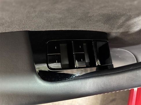 Used 2018 Tesla Model 3 Long Range image 31