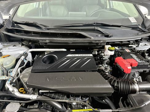 Used 2024 Nissan Rogue SV FWD image 32
