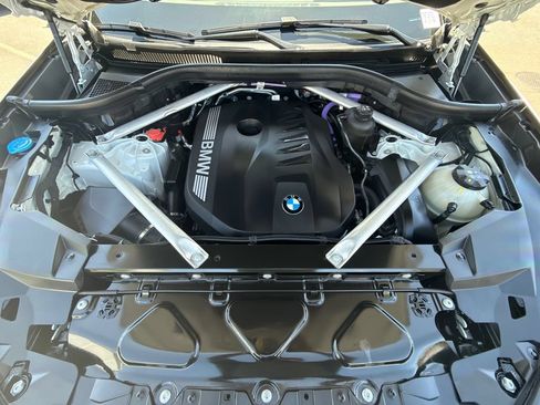 Used 2024 BMW X5 sDrive40i w/ M Sport Package RWD image 8