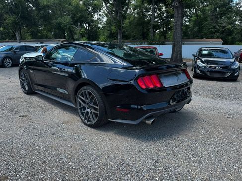 Used 2015 Ford Mustang GT Premium RWD image 3
